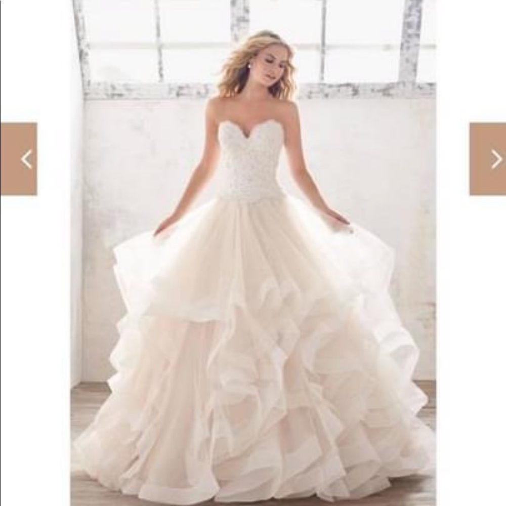 Mori Lee Wedding Gown 8116